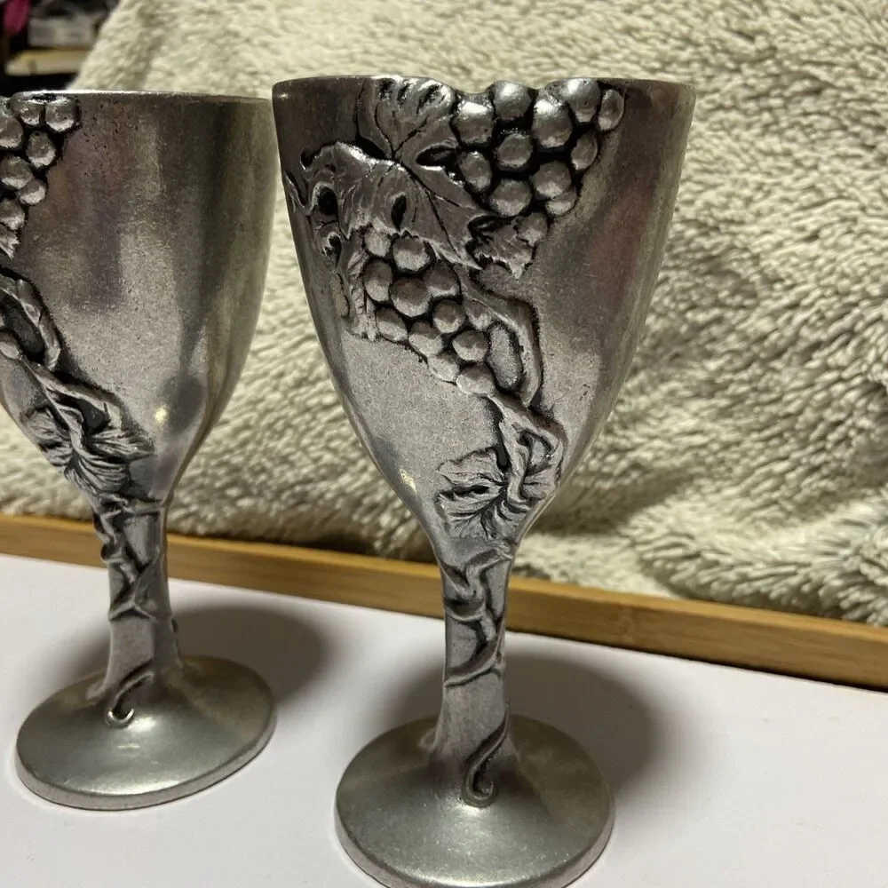 Set of 2 Goblets Vineyard Elegance renaissance ￼festival ￼vintage pewter new